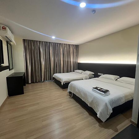 H-5 Inn Bintulu Exterior photo
